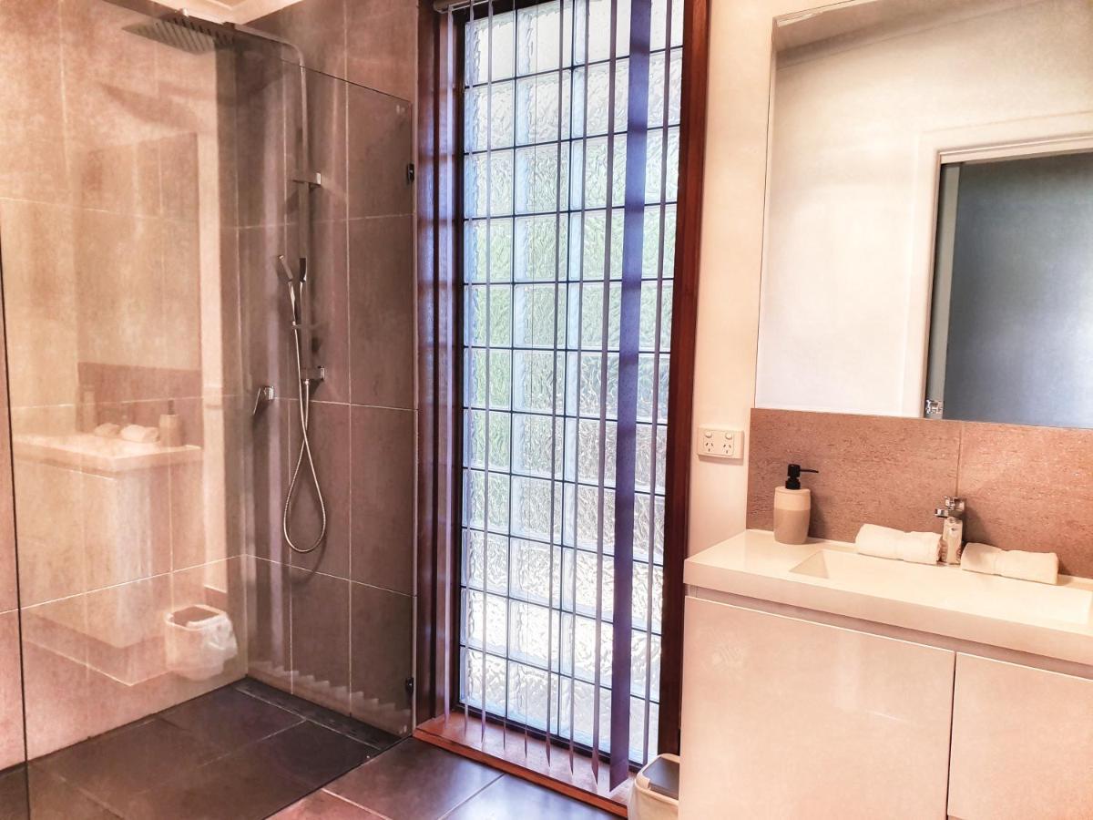 The Beach House- Private Jacuzzi And Wood Fire! Dover Bagian luar foto